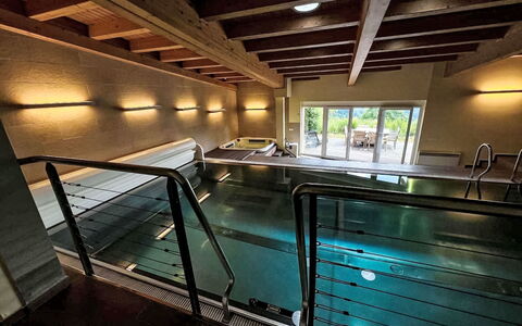 Wellness Retreat Labská: Zwembad, Plafond, Toevlucht, Hotel