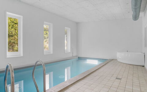 Carlina - from the Sea: Flooring, Plafond, Verdieping, Interieur Ontwerp, Appartement, Daylighting, Ontwerp, Zwembad, Gips