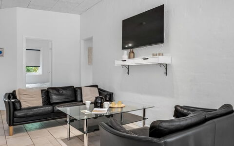 Carlina - from the Sea: Meubilair, Interieur Ontwerp, Muur, Bankstel, Flooring, Woonkamer, Verdieping, Plafond, Verlichting, Kamer