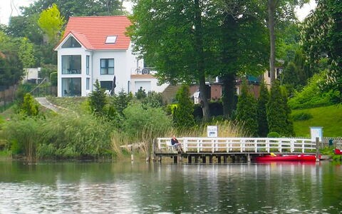Am Seeufer: Boom, Waterweg, Bank, Waterloop, Kanaal, Meer, Rivier, Verblijf, Reservoir