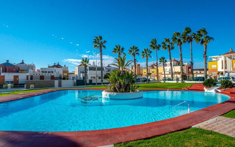 Titanic: Woongebied, Landscaping, Hacienda, Zwembad, Schaduw, Hotel, Villa, Toevlucht