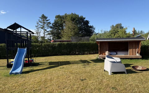 Rəzvan - from the Sea: Tuin, Land Lot, Gazon, Schaduw, Backyard, Landscaping, Werf, Garden Gebouwen, Kunstgras, Outdoor Structuur