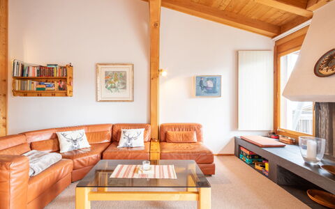 Casa Pleun: Interieur Ontwerp, Meubilair, Flooring, Verdieping, Hout, Bankstel, Plafond, Woonkamer, Kamer, Appartement