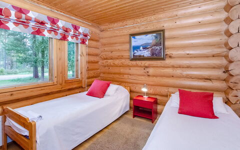 Lieksa 724: Hout, Huis, Verblijf, Blokhut, Slaapkamer, Bed, Beits, Hardwood, Bedding, Laken