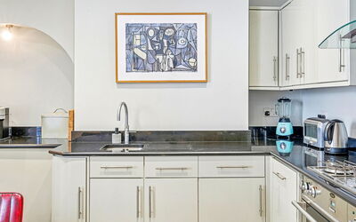 Palace Gate, Hampton Court