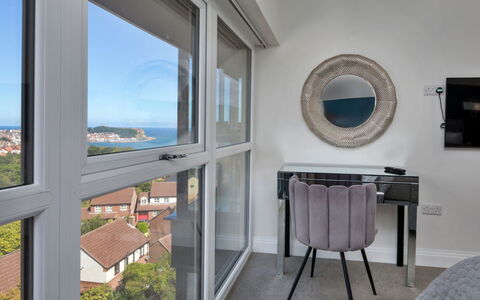 The Penthouse, Scarborough: Interieur Ontwerp, Verdieping, Flooring, Kamer, Appartement, Plafond, Meubilair, Huis, Bed, Slaapkamer