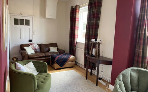 Clavering Hall: Meubilair, Interieur Ontwerp, Flooring, Verdieping, Hout, Kamer, Plafond, Woonkamer, Textiel, Verlichting