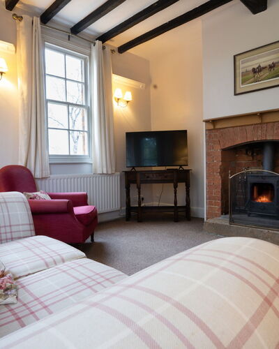 South Lodge at Longford
