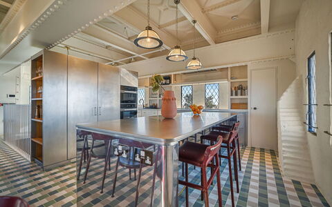 Arc Thorpeness: Meubilair, Flooring, Interieur Ontwerp, Plafond, Hout, Verdieping, Verlichting, Keuken, Lichte Inrichting, Stoel
