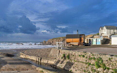 Bude, Upper Deck: Kust, Kust En Oceanic Landvormen, Wolk, Kust, Strand, Zee, Oceaan, Zand, Wind Wave, Baai