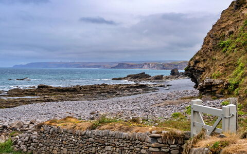 Millook Water: Water, Kust, Zwemwater, Kust En Oceanic Landvormen,  Felsen\, Zee, Kust, Strand, Terrein, Landschap