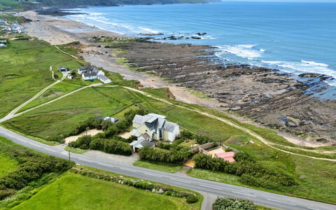 Manderley: Kust, Kust En Oceanic Landvormen, Landschap, Zee, Kust, Land Lot, Plain, Oceaan, Strand, Verblijf