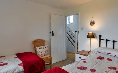 Mucklow, Quinceborough Farm: Meubilair, Bed, Muur, Interieur Ontwerp, Slaapkamer, Hout, Kamer, Verdieping, Plafond, Flooring