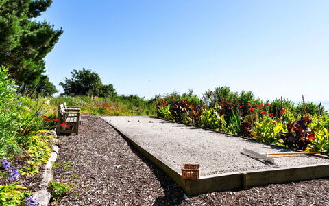 The Old Vicarage: Struik, Tuin, Groundcover, Gang, Landscaping, Oprit, Trail, Botanische Tuin