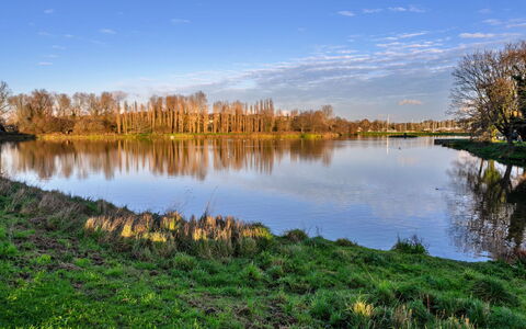 Lake View: Lucht, Blauw, Water, Watervoorraden, Groen, Zwemwater, Natuur, Natuurlijk Landschap, Natuurlijke Omgeving, Waterweg