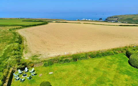 The Coast House: Natuurlijk Landschap, Grasland, Plain, Veld, Landschap, Land Lot, Vogelperspectief, Landelijk Gebied, Luchtfotografie, Prairie