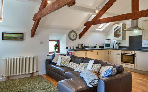 Little Norley: Meubilair, Interieur Ontwerp, Hout, Flooring, Plafond, Bankstel, Verdieping, Kamer, Huis, Woonkamer