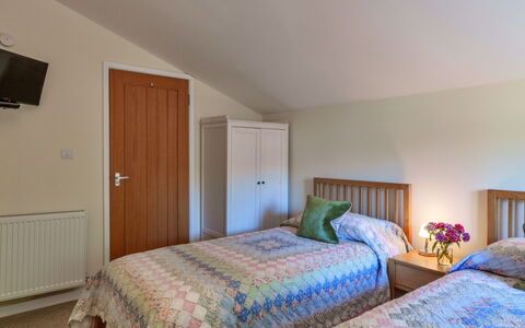 Little Norley: Meubilair, Bed, Interieur Ontwerp, Slaapkamer, Laken, Bedding, Muur, Verdieping, Hout, Flooring
