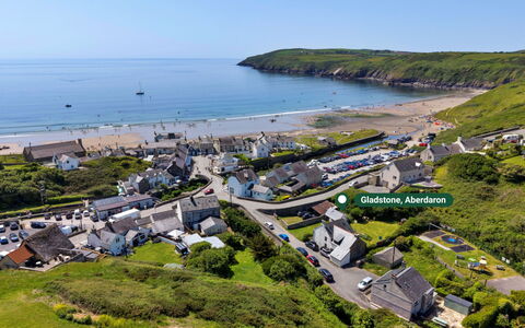 Gladstone: Kust, Land Lot, Kust En Oceanic Landvormen, Zee, Headland, Kust, Oceaan, Baai, Strand, Inham