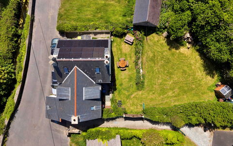 Gladstone: Dak, Huis, Woongebied, Huis, Verblijf, Landelijk Gebied, Landgoed, Tuin, Voorstad, Landscaping
