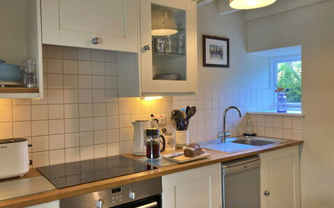 Pen-Y-Groes: Toestel Van De Keuken, Keuken, Countertop, Cabinetry, Major Appliance, Interieur Ontwerp, Huishoudapparatuur, Gootsteen, Flooring, Kamer