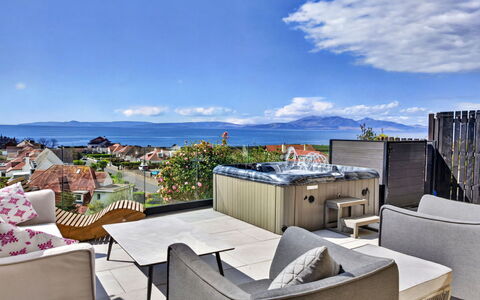 Seamill Beach House: Buitenmeubels, Toevlucht, Meubilair, Stoel, Zwembad, Eco Hotel, Schaduw, Balkon, Hotel, Badplaats