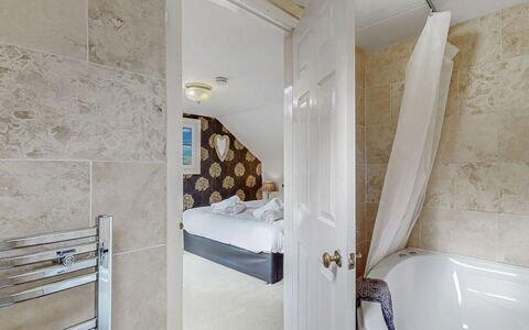Ormidale House: Interieur Ontwerp, Muur, Flooring, Plafond, Verdieping, Huis, Verlichting, Loodgieterswerkinrichting, Kamer, Badkamer