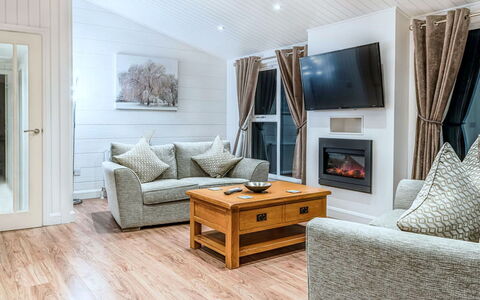 Silverwood Spa Lodge: Tableware, Serveware, Kop, Koffiekop, Drinkware, Theepot, Voedsel, Dishware, Theekopje, Porselein