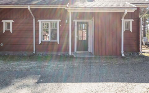 Koli Country Club B 5: Hout, Huis, Huis, Dak, Siding, Verblijf, Woongebied, Deur, Schuifraam, Hardwood