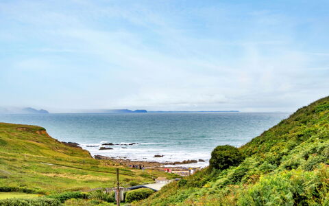 The Breakers: Blauw, Groen, Kust, Natuurlijk Landschap, Zee, Horizon, Kust En Oceanic Landvormen, Terrein, Hoogland, Oceaan