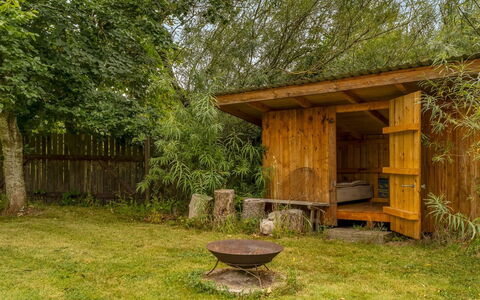 Söffren - 450M to the Fjord: Hout, Land Lot, Landelijk Gebied, Schuur, Tuin, Beits, Garden Gebouwen, Trunk, Backyard, Hardwood