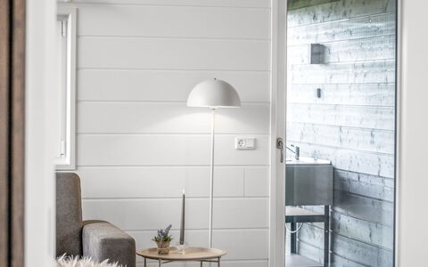 Filippine - 800M from the Sea: Verdieping, Plafond, Zwembad, Toevlucht, Ontwerp, Stoel, Daylighting, Hotel, Villa, Penthouse