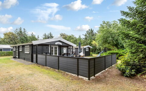 Marjanna - 500M to the Fjord: Verblijf, Siding, Garden Gebouwen, Werf, Dek, Outdoor Structuur, Blokhut, Veranda, Schuur