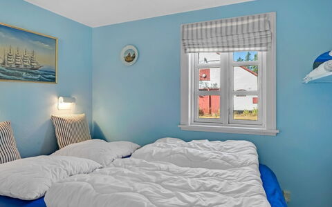 Safir - 1.7Km from the Sea: Slaapkamer, Bed, Laken, Meubilair, Bedding, Huis, Interieur Ontwerp, Linens, Bed Frame, Hoofdkussen