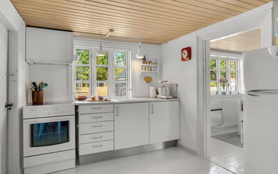Safir - 1.7Km from the Sea