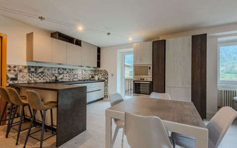 Federica: Meubilair, Interieur Ontwerp, Flooring, Verdieping, Hout, Countertop, Plafond, Keuken, Houten Vloer, Lichte Inrichting
