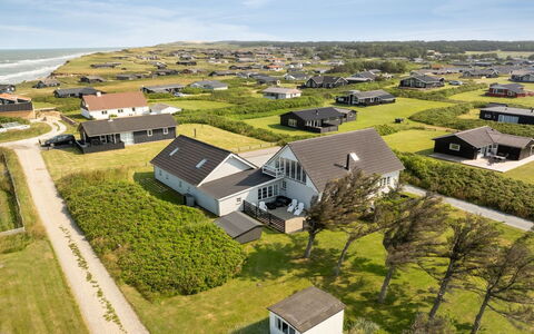 Filine - 100M from the Sea: Huis, Woongebied, Dak, Huis, Architectuur, Landschap, Land Lot, Landgoed, Verblijf, Voorstad