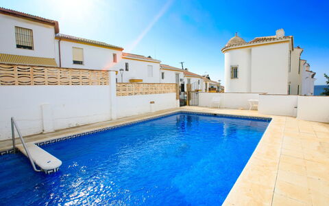 La Mar Serena: Zwembad