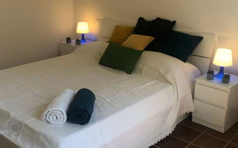Villa Ulivi: Meubilair, Hout, Flooring, Interieur Ontwerp, Verdieping, Stoel, Tafel, Huis, Buitenmeubels, Plafond