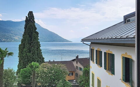 Casa Sole sul Lago: Meubilair, Interieur Ontwerp, Stoel, Flooring, Tafel, Toevlucht, Verdieping, Plafond, Kamer, Eco Hotel