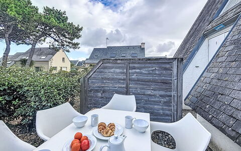 Sud Océan: Meubilair, Interieur Ontwerp, Stoel, Flooring, Tafel, Toevlucht, Verdieping, Plafond, Kamer, Eco Hotel
