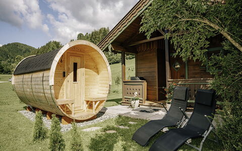 Zirbenhütte: Zwembad, Boerderij, Landgoed, Villa, Toevlucht, Hacienda, Eco Hotel, Backyard