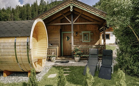 Zirbenhütte: Zwembad, Boerderij, Landgoed, Villa, Toevlucht, Hacienda, Eco Hotel, Backyard