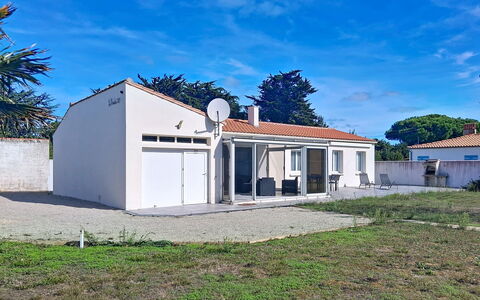 L'Océan: Zwembad, Boerderij, Landgoed, Villa, Toevlucht, Hacienda, Eco Hotel, Backyard