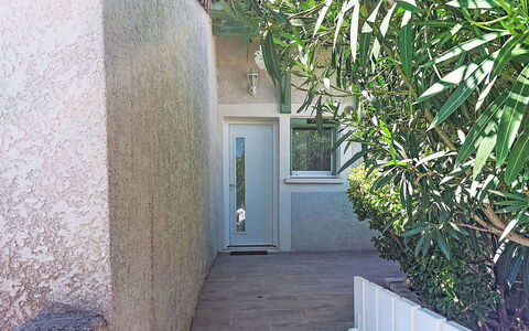Plein Soleil: Zwembad, Boerderij, Landgoed, Villa, Toevlucht, Hacienda, Eco Hotel, Backyard