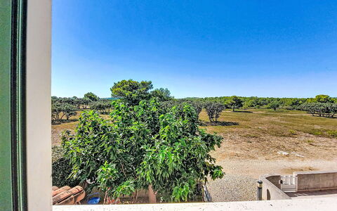 Plein Soleil: Zwembad, Boerderij, Landgoed, Villa, Toevlucht, Hacienda, Eco Hotel, Backyard