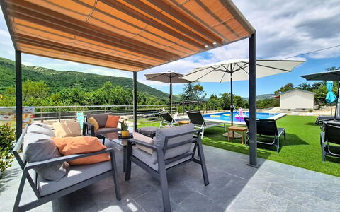 Mara: Zwembad, Boerderij, Landgoed, Villa, Toevlucht, Hacienda, Eco Hotel, Backyard