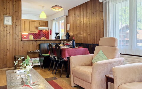 Grand-Pré B: Meubilair, Interieur Ontwerp, Hout, Plafond, Bankstel, Flooring, Kamer, Verdieping, Woonkamer, Verlichting