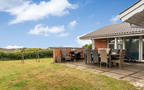 Nandolf - 200M to the Fjord: Lucht, Dak, Huis, Huis, Wolk, Land Lot, Verblijf, Schaduw, Landgoed, Gazon