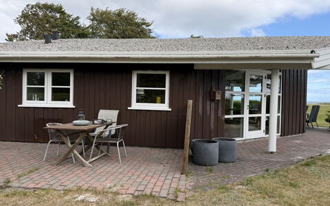 Heilo - from the Sea: Hout, Huis, Dak, Deur, Verblijf, Huis, Land Lot, Siding, Hardwood, Backyard